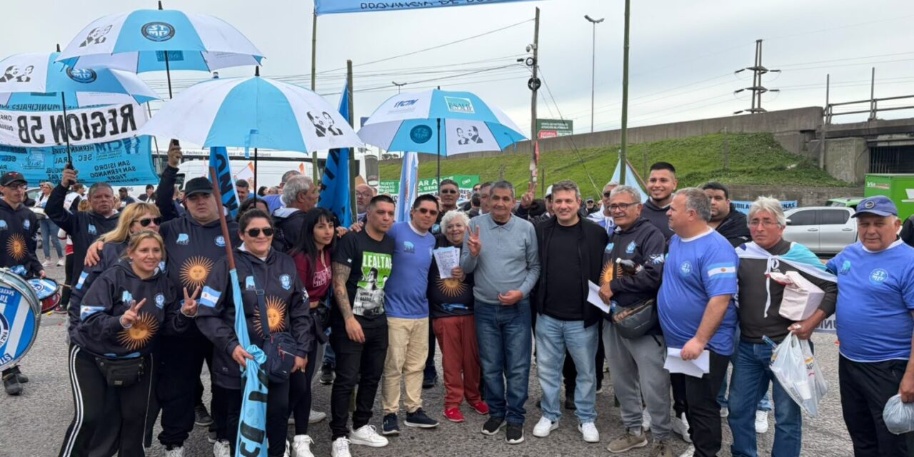 La Federación de Municipales Bonaerenses Fesimubo cortó la Panamericana en Tigre y profundiza su plan de lucha